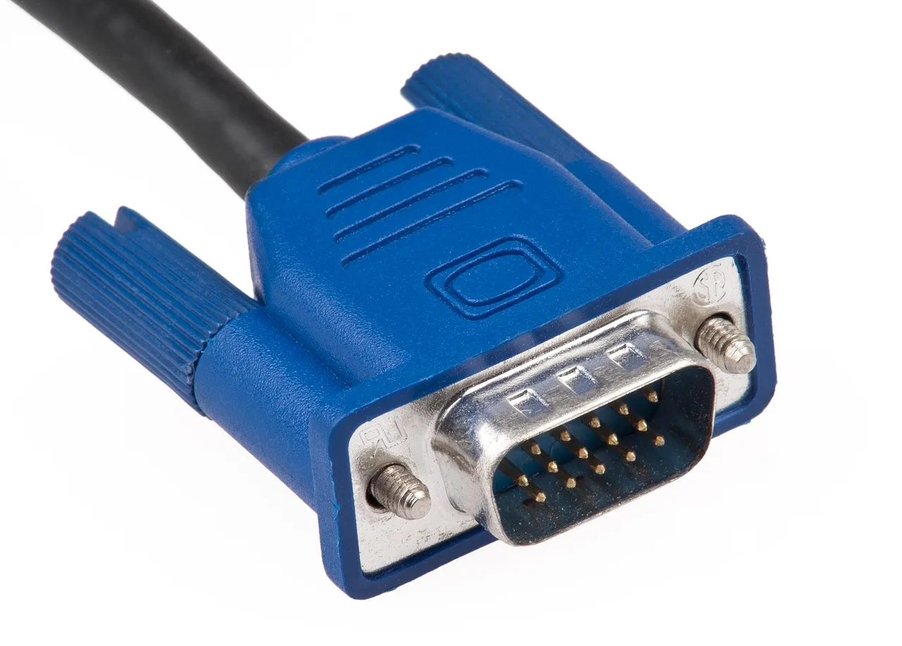 สาย VGA คืออะไร? รู้จักสายสัญญาณภาพที่ยังคงมีบทบาทในโลกดิจิทัล 2 VGA cable 2
