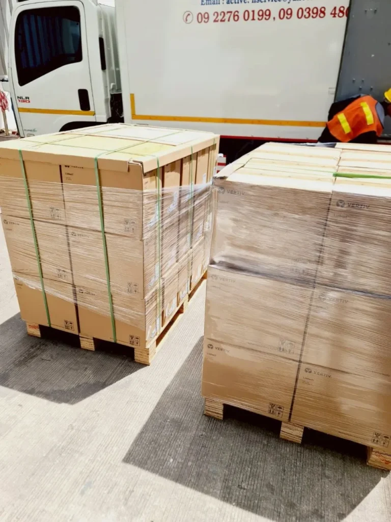 จัดส่ง UPS Vertiv จำนวน 100 เครื่อง ให้กับโรงงานผลิตรถยนต์ชั้นนำแห่งหนึ่ง 5 จัดส่ง UPS Vertiv จำนวน 100 เครื่อง 4