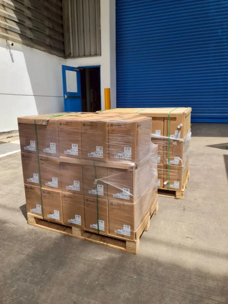 จัดส่ง UPS Vertiv จำนวน 100 เครื่อง ให้กับโรงงานผลิตรถยนต์ชั้นนำแห่งหนึ่ง 9 จัดส่ง UPS Vertiv จำนวน 100 เครื่อง 8