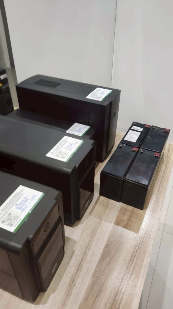 เปลี่ยนแบตเตอรี่ UPS APC Back Series 19 LINE_ALBUM_2026.7.10_260710_11